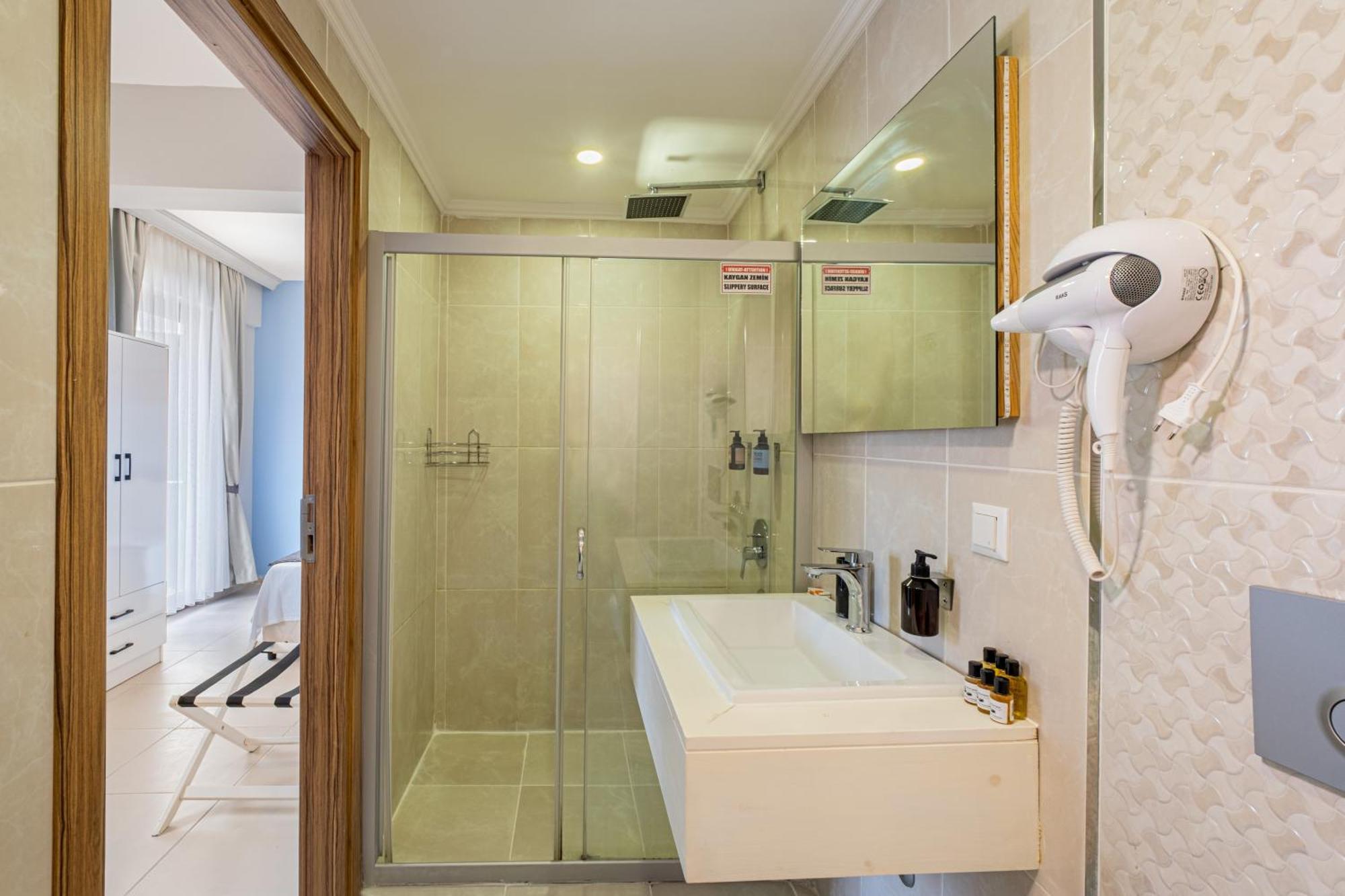Himm Hotel كاس المظهر الخارجي الصورة