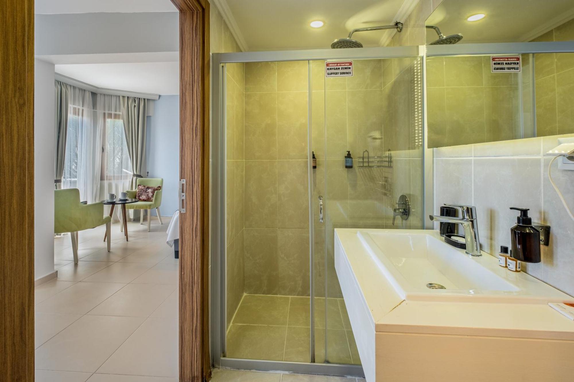 Himm Hotel كاس المظهر الخارجي الصورة