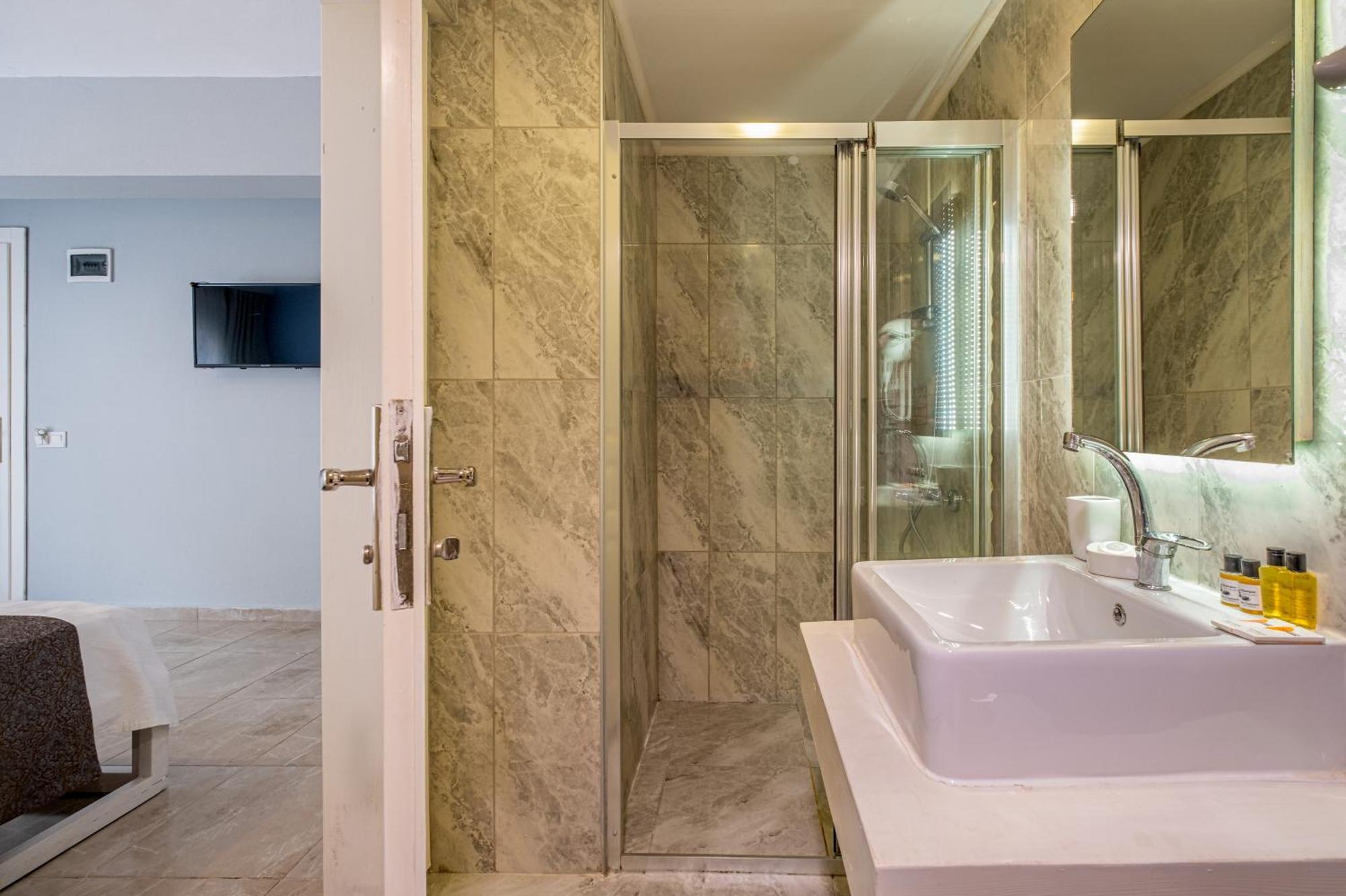 Himm Hotel كاس المظهر الخارجي الصورة